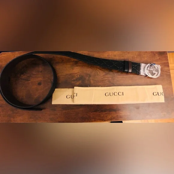 SOLD!! Gucci signature leather belt - Picture 7 of 8